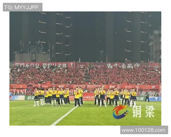 重庆足球队在足球战术排行榜中荣登第七名引发热议